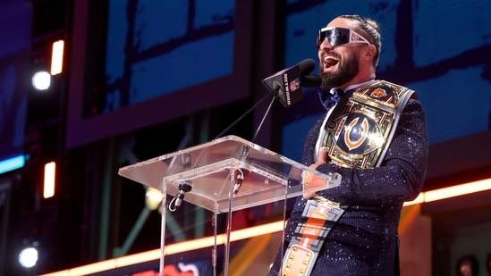 Seth Rollins Faces Setback with Knee Injury in WWE Bout Against LA Knight