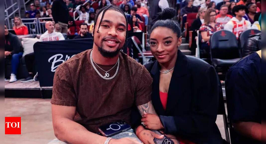 Jonathan Owens & Roschon Johnson’s Tense Showdown at Bears Camp | NFL News Times of India