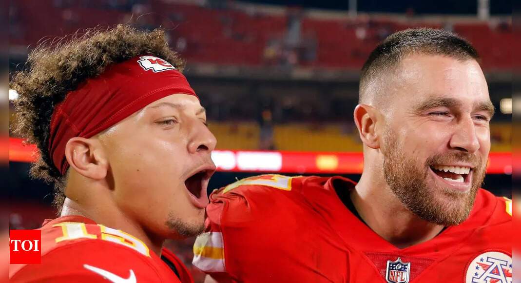 Mahomes’ Surprising 40-Yard Pass to Worthy Over Kelce Indicates Changes at Chiefs’ Training Camp