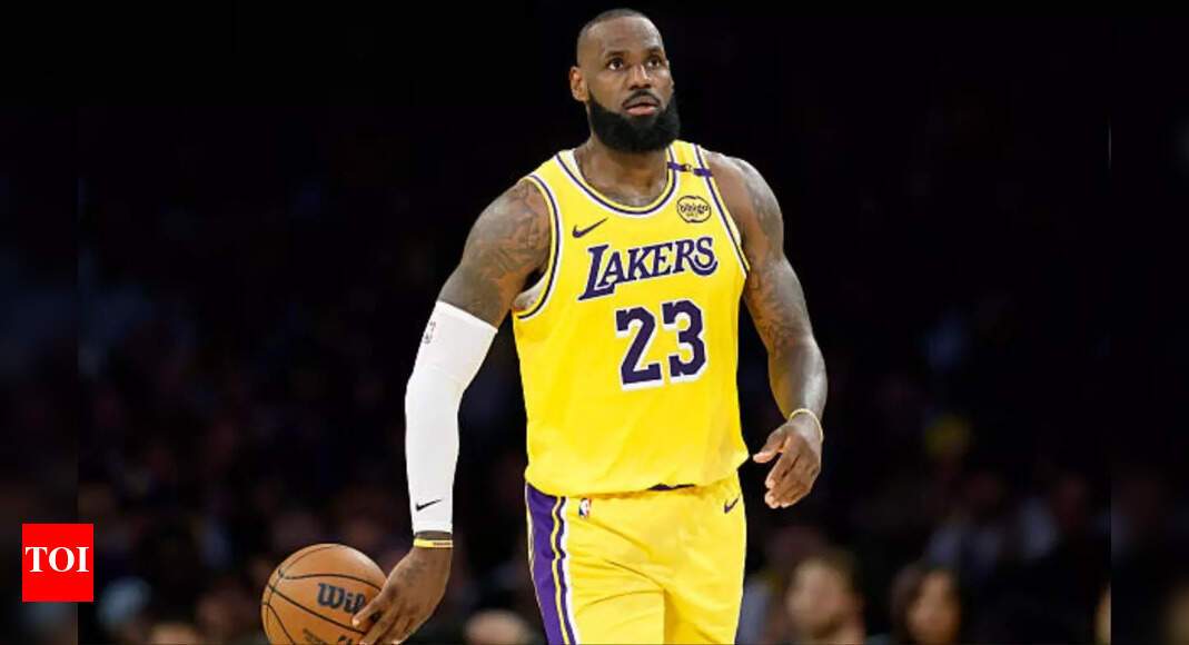 Lakers’ LeBron James Dabbles in Golf, Flaunts Skills” | NBA News Times of India
