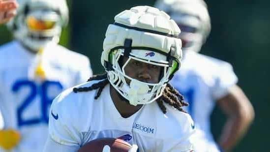 NFL Week 2 Injuries: Notable Impacts on Brock Purdy, Xavier Worthy, James Cook