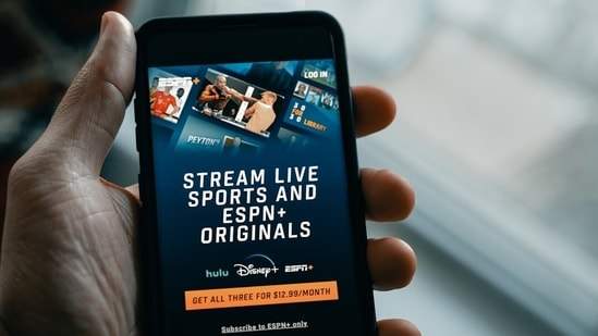 ESPN Fantasy App Fails NFL Sunday: User Complaints Flood In”