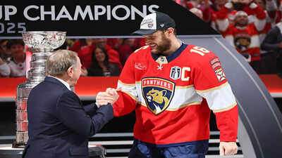 Details on Aleksander Barkov’s family and heritage (Image via: Getty Images) Aleksander Barkov’s parents and family background: Meet Alexander Sr. and Olga, who shaped Florida Panthers captain
